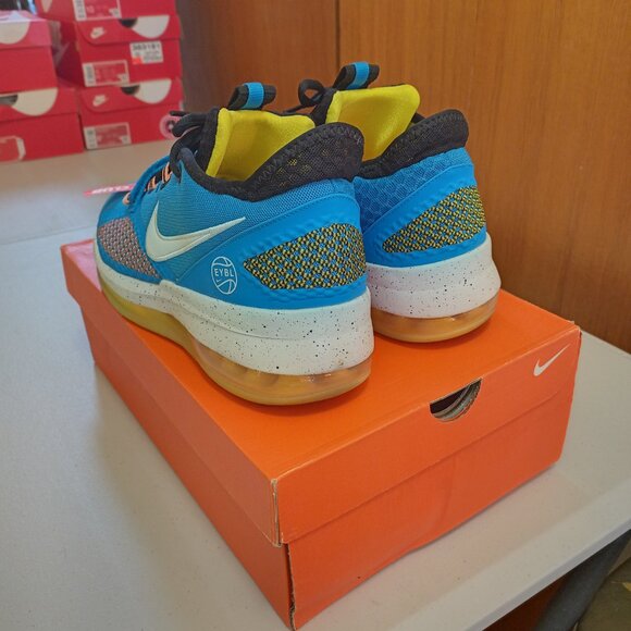 Size 10.5 - Nike Air Force Max Low EYBL OG box excellent condition - Picture 9 of 11